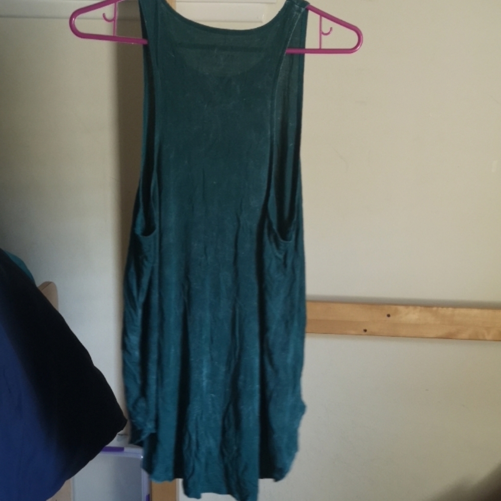 Green Tank - Picture 2 of 3